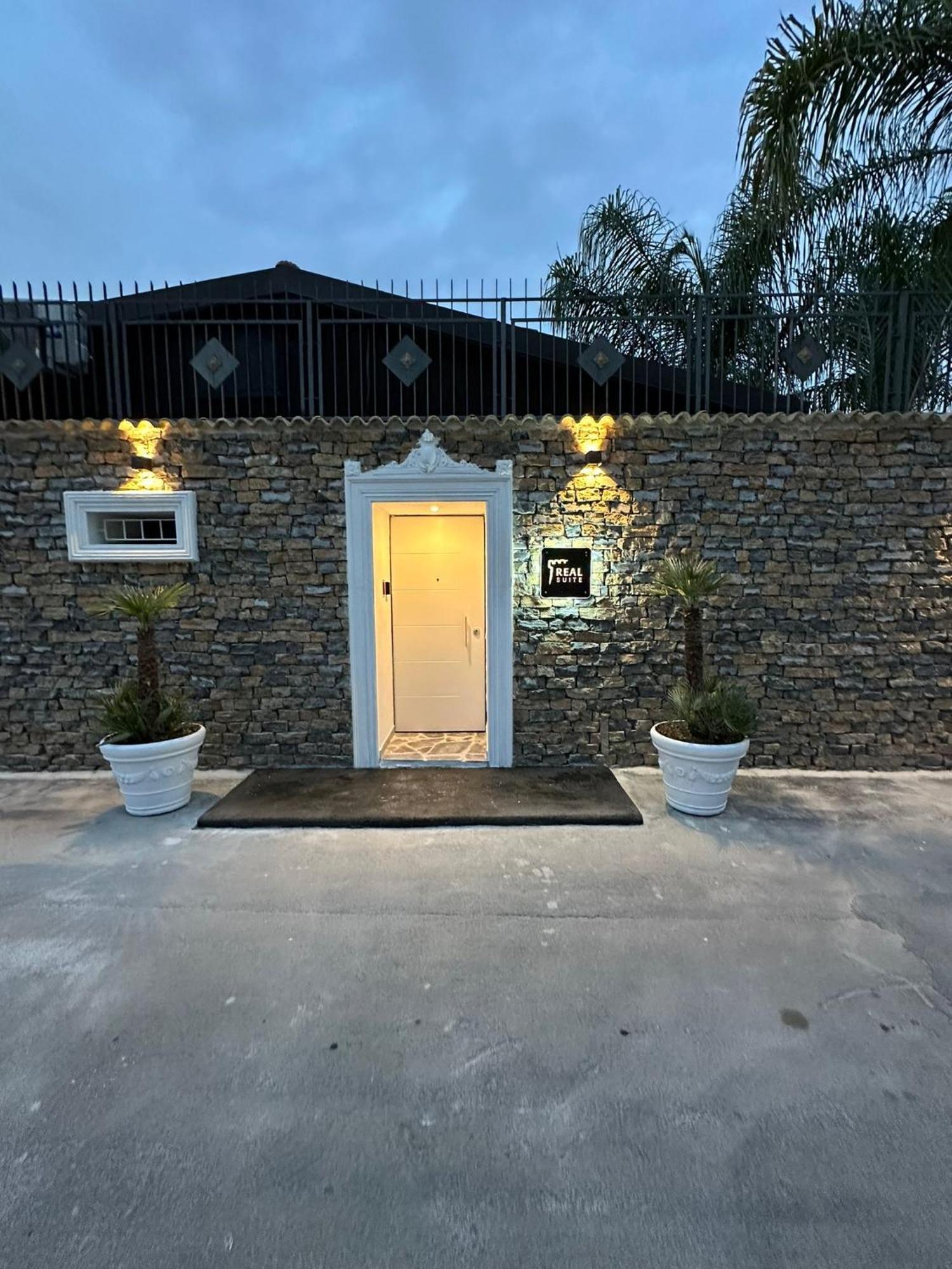 Guest house Real *